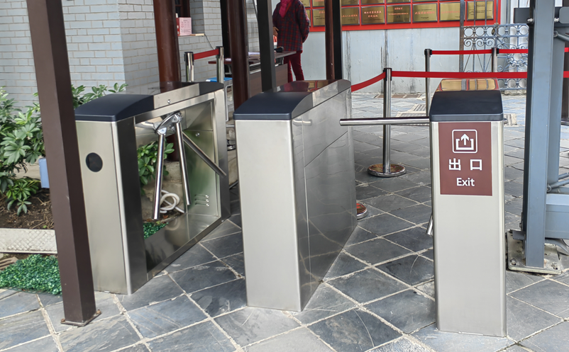 景區(qū)票務(wù)系統(tǒng)如何處理特殊人群票務(wù)？