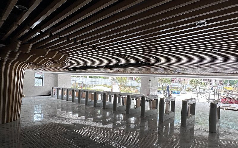 景區(qū)檢票系統(tǒng)+智能通道閘機(jī)/手持驗(yàn)票機(jī)完美結(jié)合