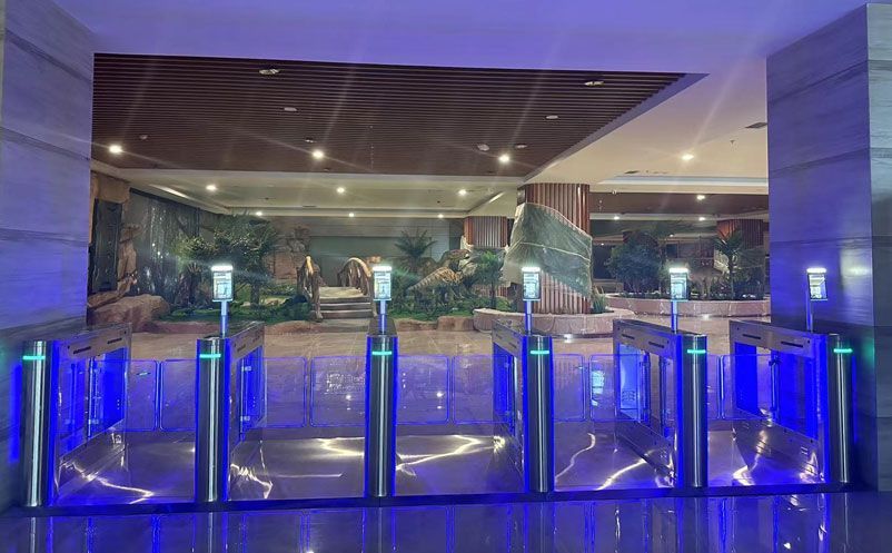 景區(qū)票務(wù)系統(tǒng)部署和實施需要多長時間，以及需要哪些技術(shù)支持？