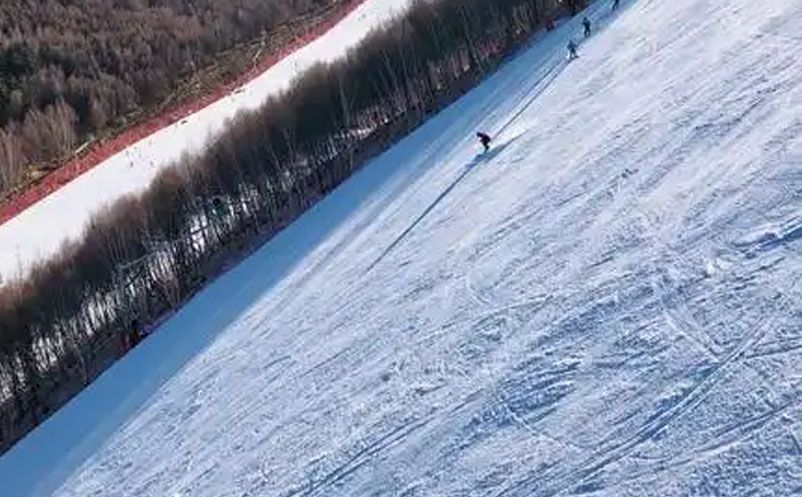 智慧滑雪場(chǎng)票務(wù)系統(tǒng)：當(dāng)“門票”與“租賃”不再是兩個(gè)獨(dú)立的系統(tǒng)